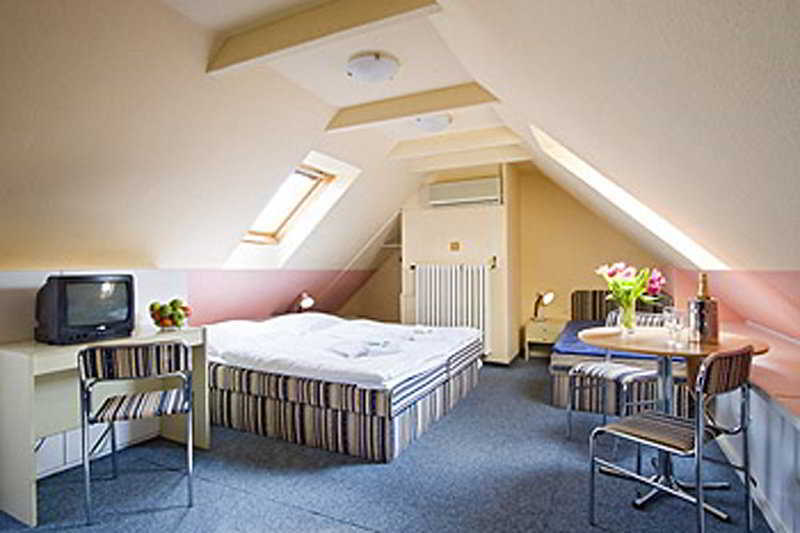 Hotel Stirka Praga Cameră foto